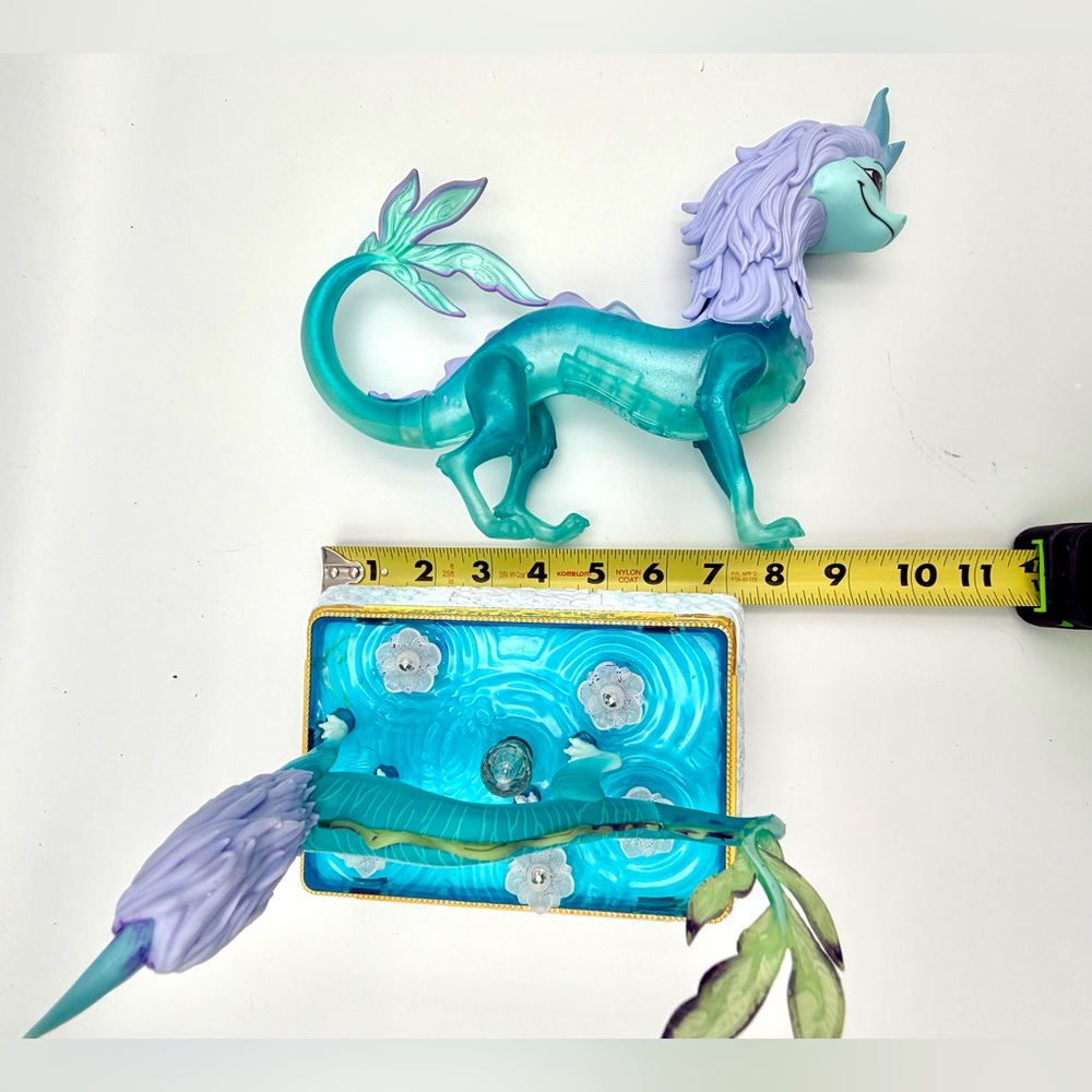 “Raya” movie Blue and Purple “Sisu” Dragon Figurine Set - Picture 4 of 15